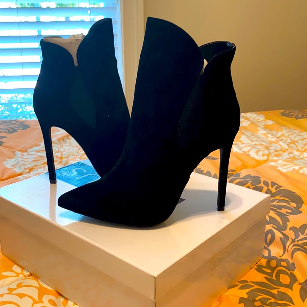 Venus Ankle Booties Stilettos Black